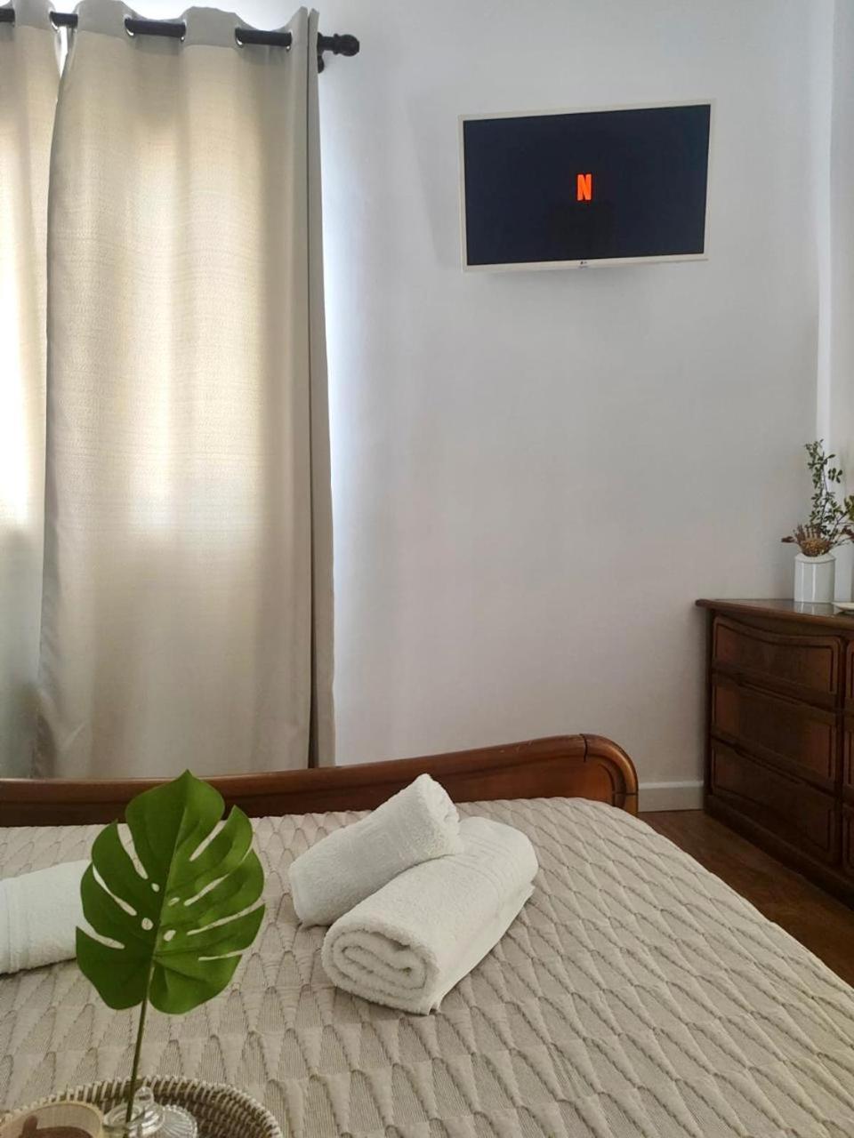 Theasis Apartments Adámasz Kültér fotó